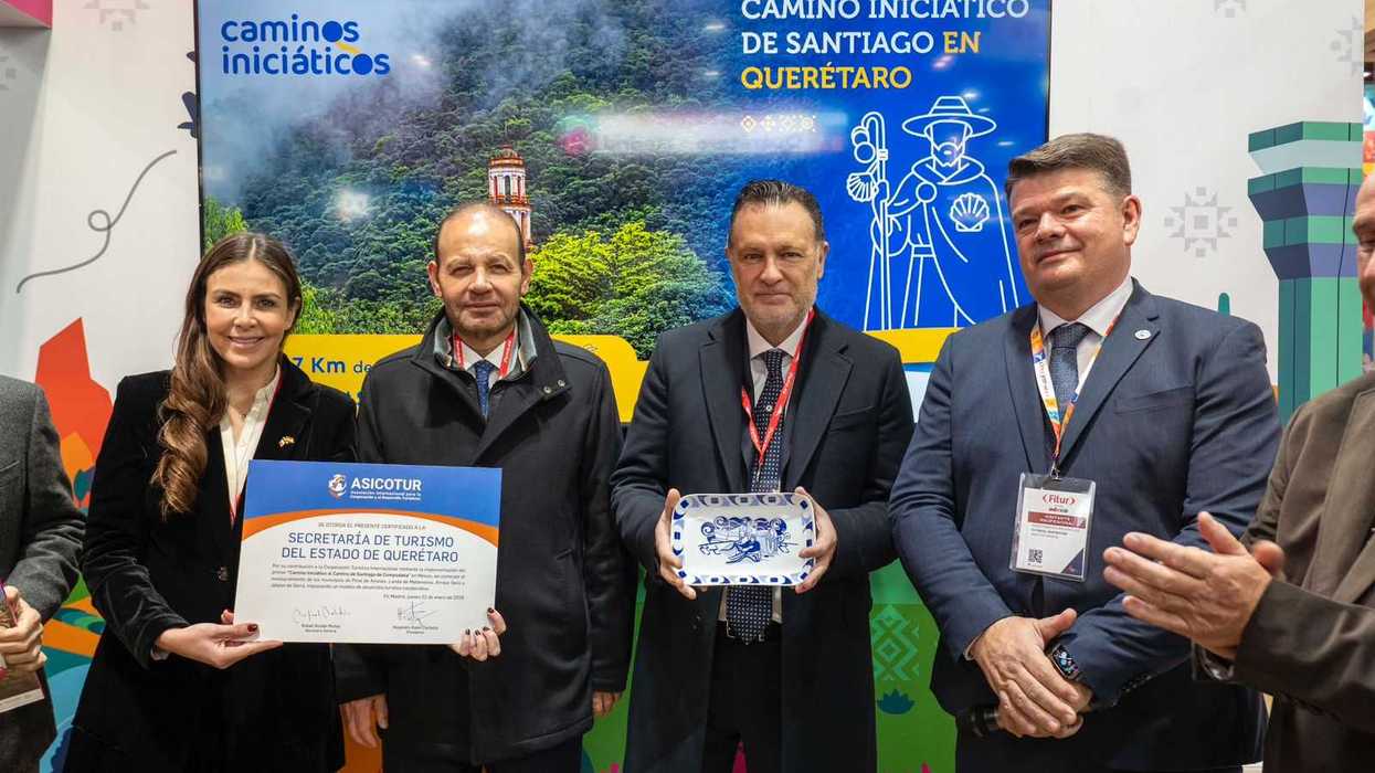 Mauricio Kuri González gobernador Querétaro durante presentación Camino Iniciático Santiago FITUR Madrid España 2026