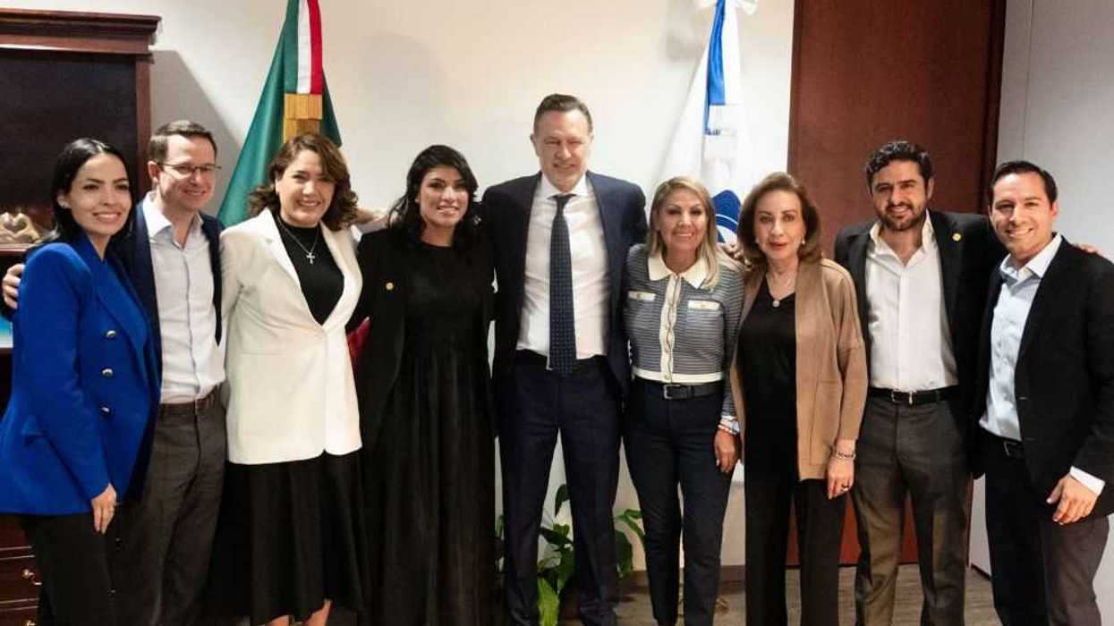 Mauricio Kuri promueve iniciativa en el Senado para proteger a menores en redes sociales.