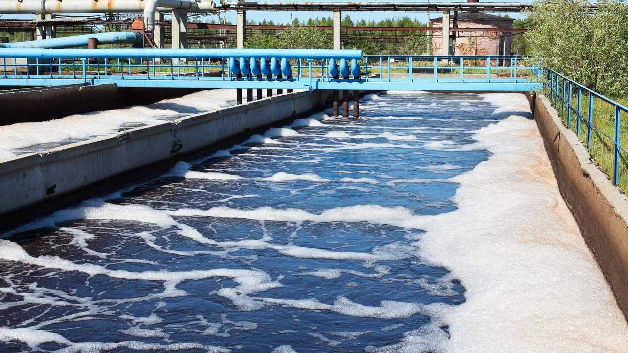 Mauricio Kuri se reunió con delegada de Conagua para solicitar apoyo en plantas de tratamiento y tecnología hidráulica en Querétaro.