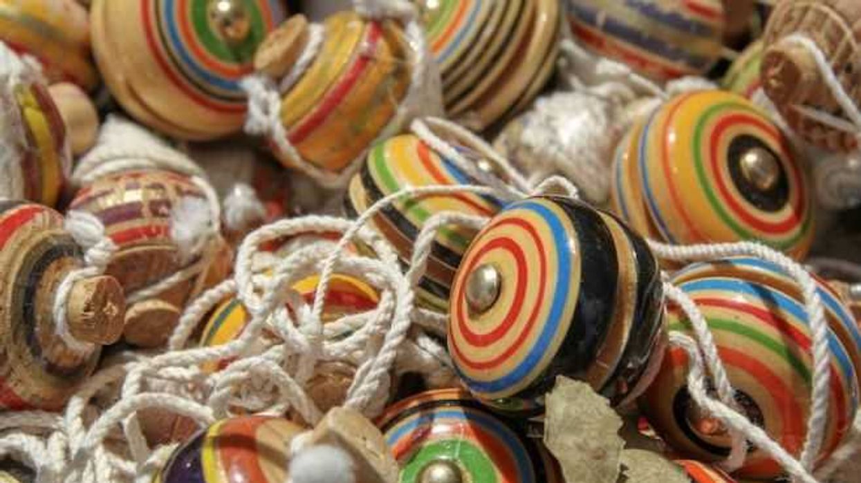 maximino-mantiene-viva-la-tradicion-de-elaborar-juguetes-mexicanos