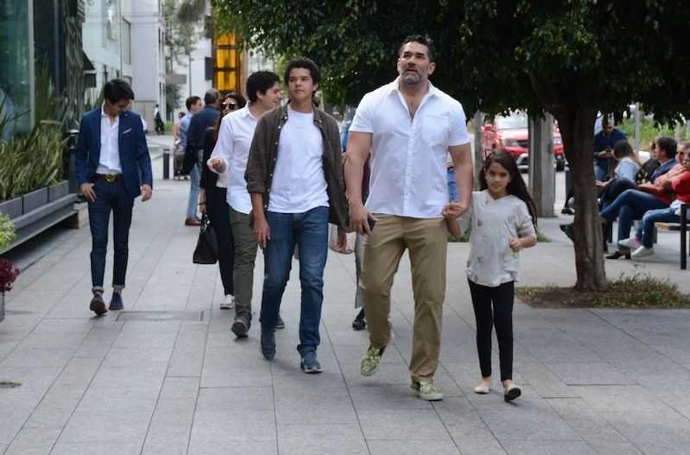 mayrin villanueva y eduardo santamarina mas unidos tras tomar terapia 1