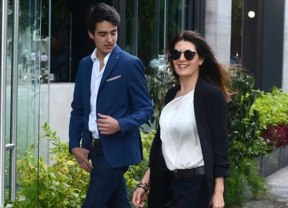 mayrin villanueva y eduardo santamarina mas unidos tras tomar terapia