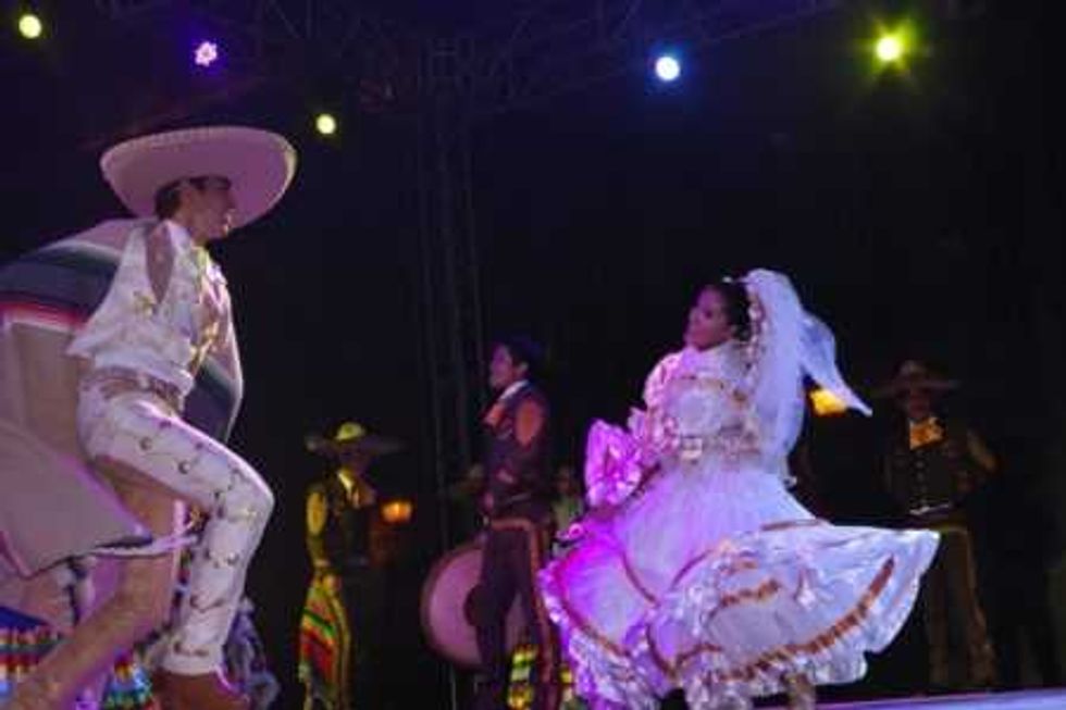 mecehualti-mitotiani.las-novias-de-mexico-feria-san-juan-01