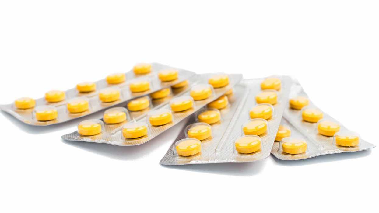 Medicamentos Ginatrifil y Ditizidol Forte incluidos en alerta sanitaria por robo en autopista Querétaro-Irapuato