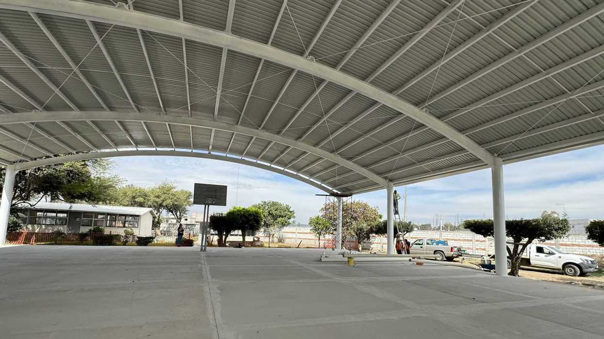 #MejorInfraestructura #Avances #Educación Secundaria Técnica Nº 2 en San Juan del Río avanza en infraestructura y educación.