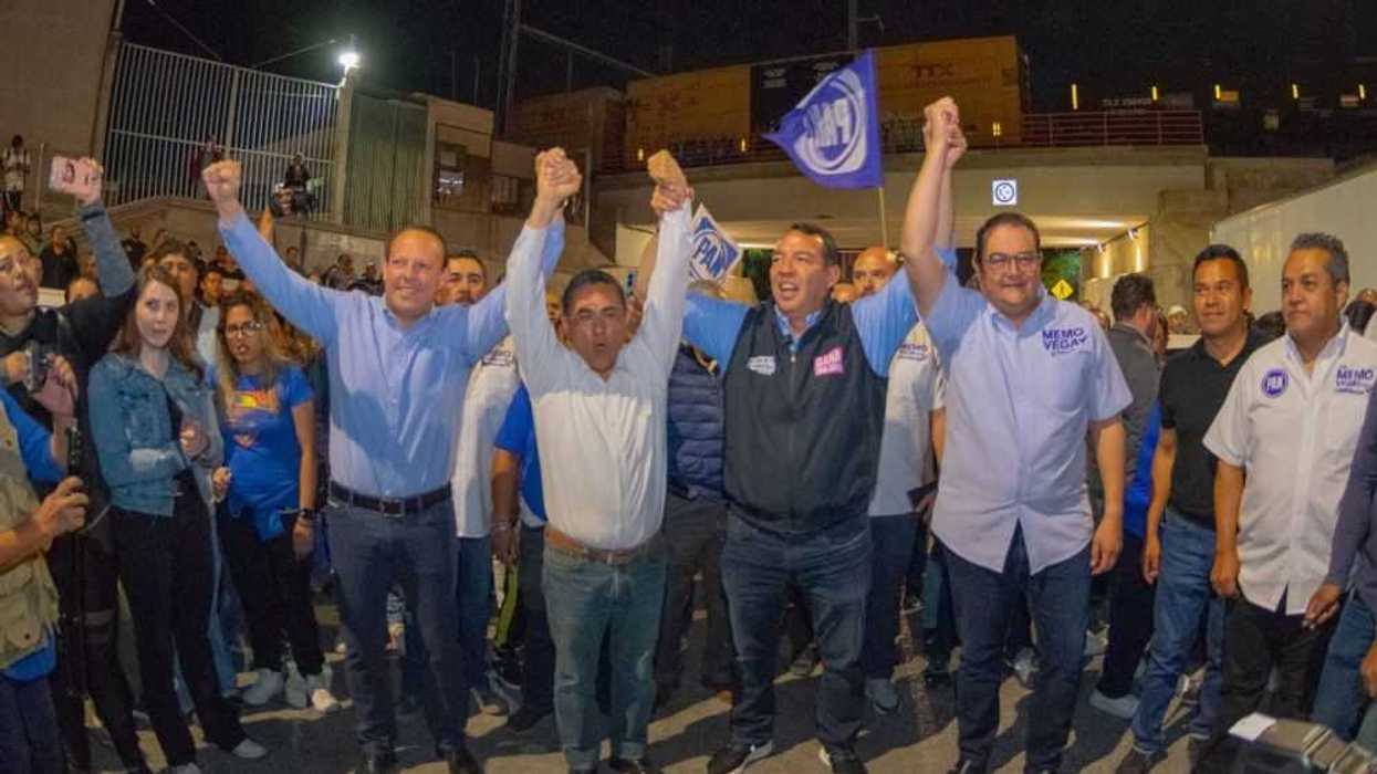 Memo y Roberto arrancan campaña a medianoche en San Juan del Río.