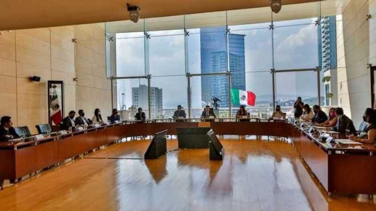 mesa-trabajo-espectaculos-qro