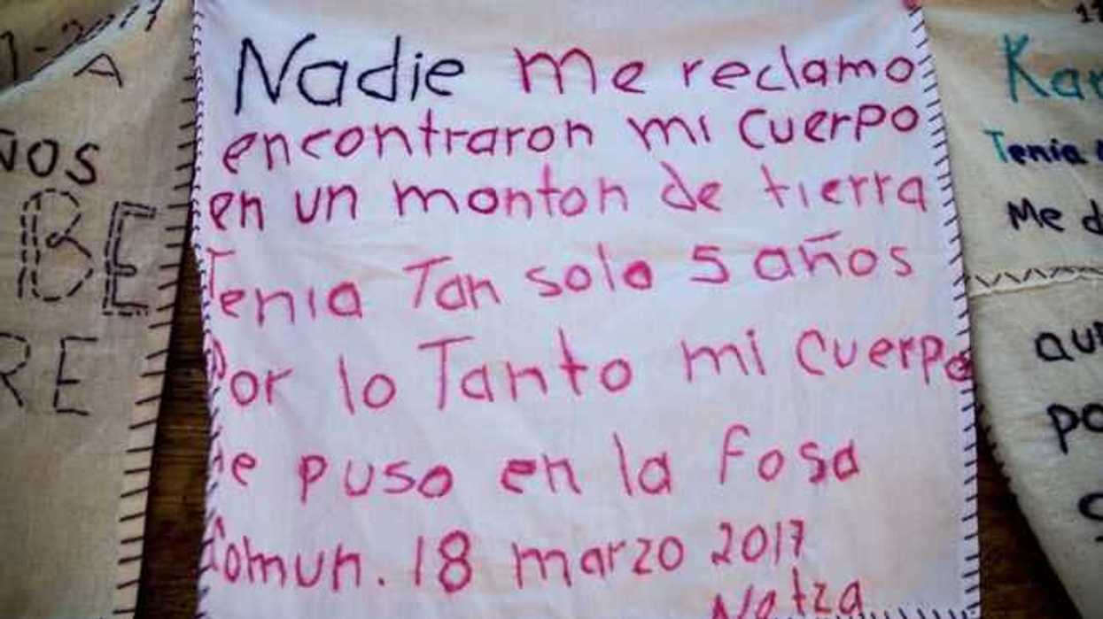 mexicanas-bordan-feminicidio-en-el-desierto-de-la-violencia