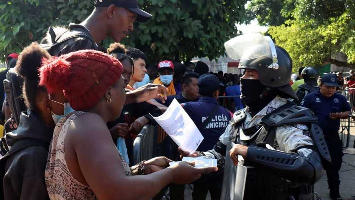 México reactiva trámites de asilo en frontera sur tras protestas de migrantes. EFE/Juan Manuel Blanco.