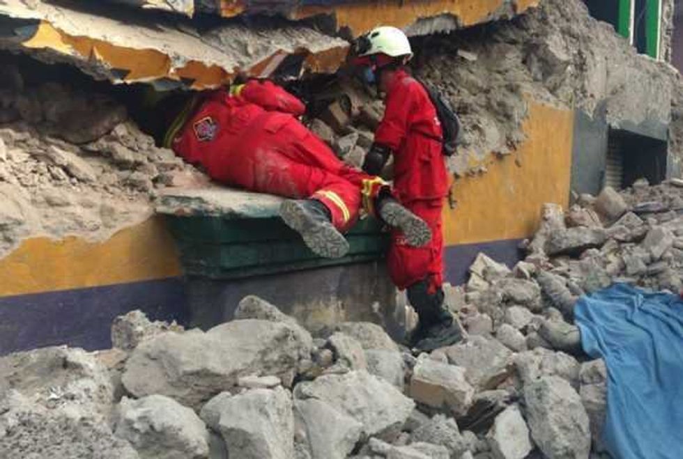miedo escombros persisten en la zona del epicentro del sismo 8