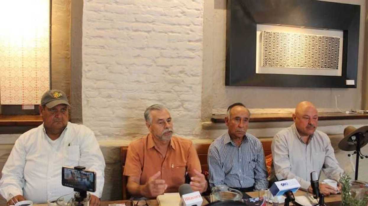 miembros-de-la-organizacion-civil-de-la-mano-tequis-por-mexico