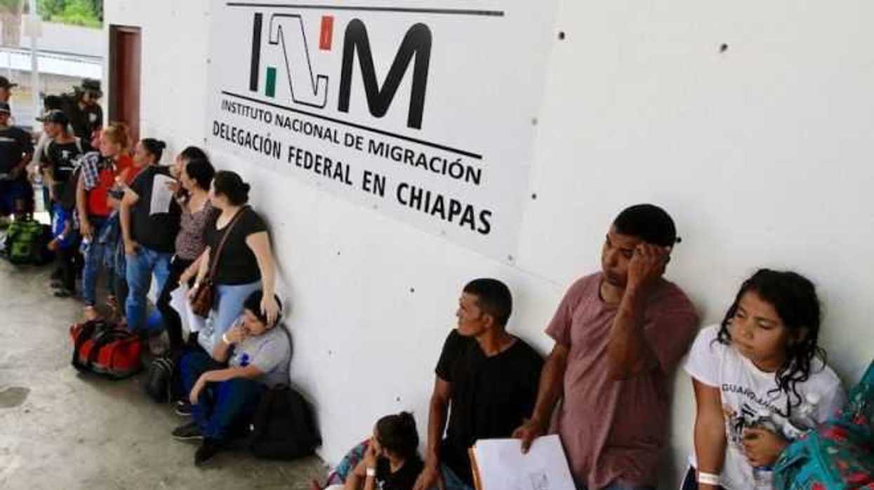 Migrantes llegan a garita de Ciudad Hidalgo, Tapachula