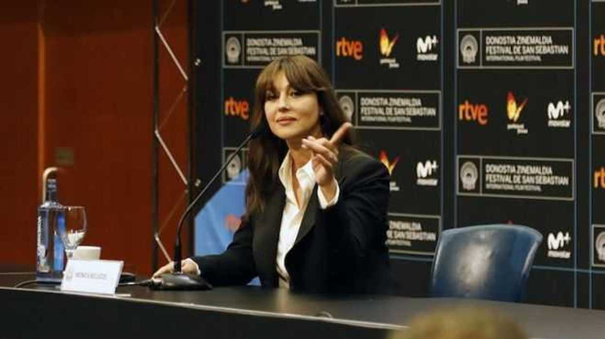 Mónica Belluci recibió el premio "Donostia"