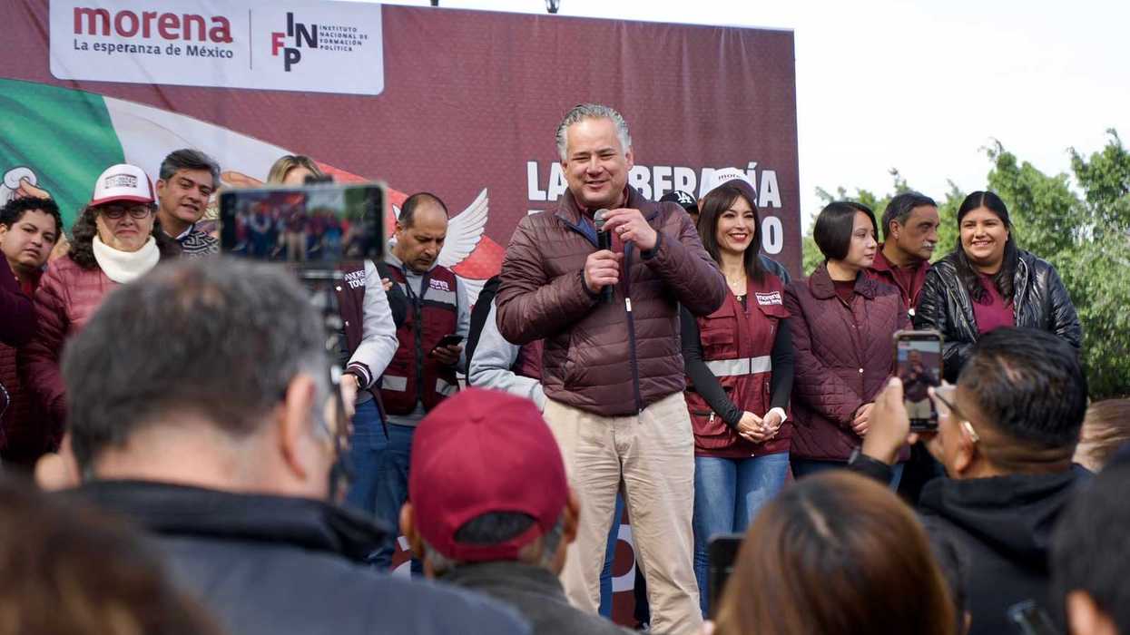 Morenistas reunidos en la Alameda Hidalgo de Querétaro durante jornada por la soberanía nacional convocada por Morena en febrero 2026