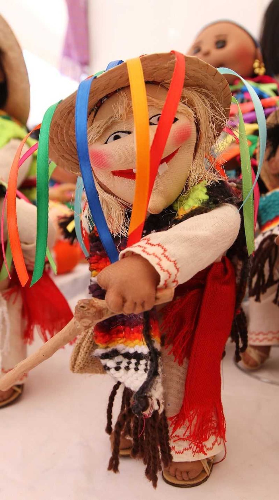 munecas artesanales enaltecen cultura de los pueblos indigenas134