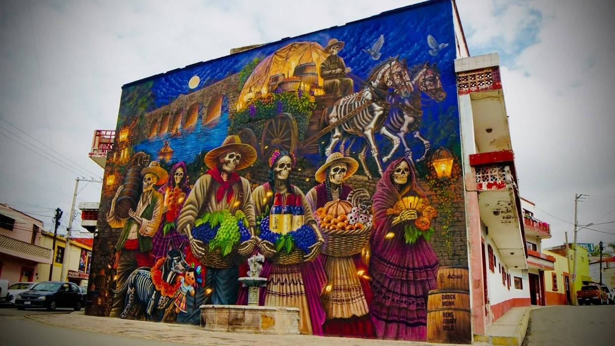 Mural de las Ánimas en una de las entradas principales de San Juan del Río