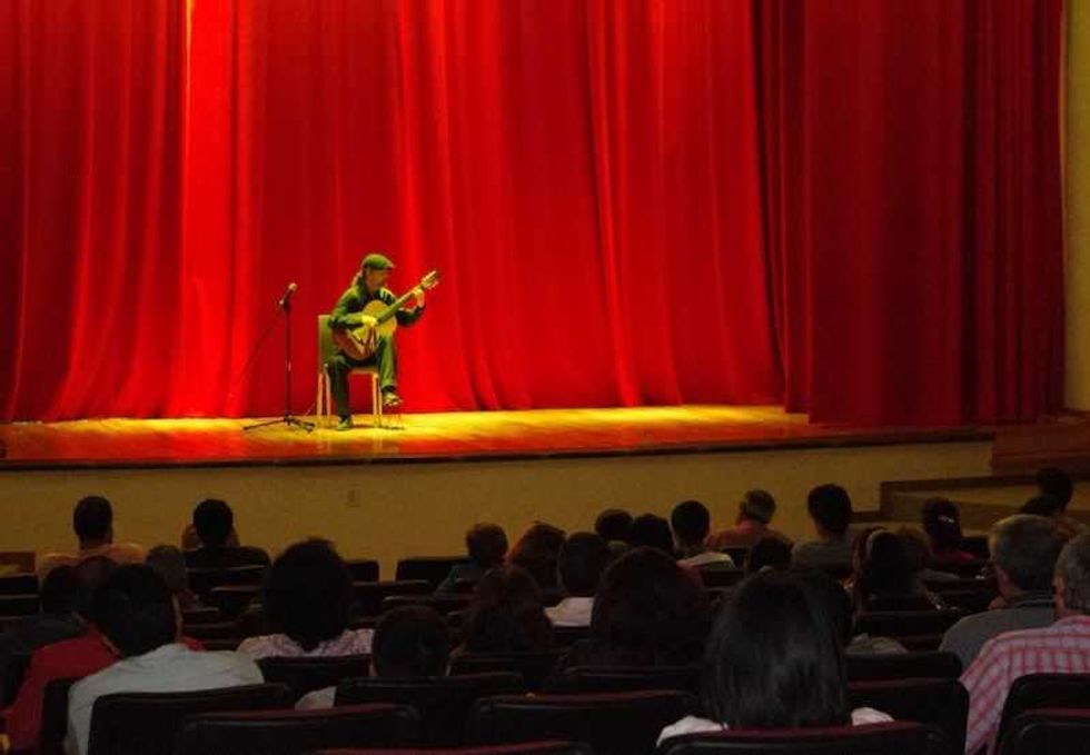 musica-mexicana-guitarra-franscisco-perez-puente-03