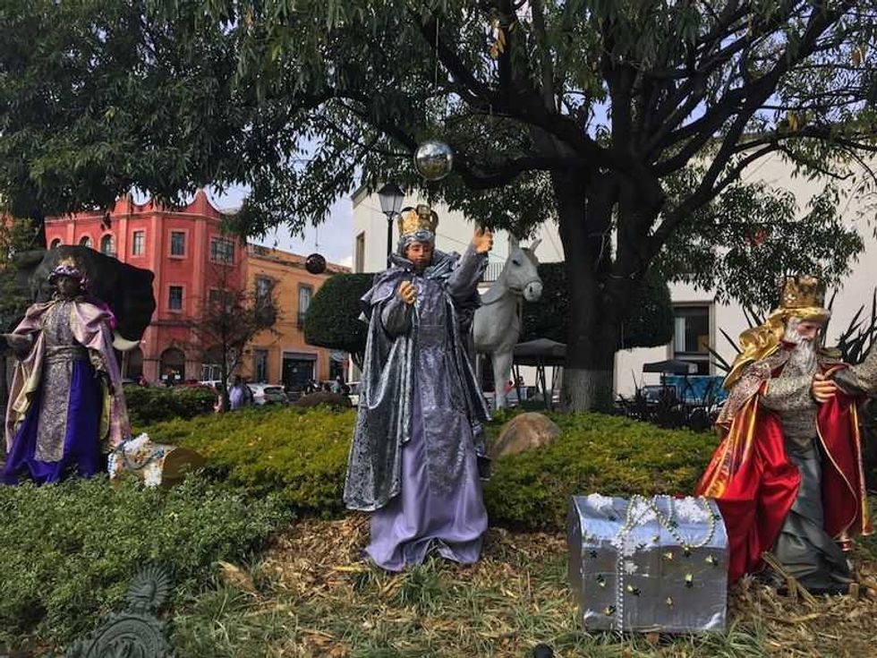 nacimiento monumental luce en el centro historico de queretaro 1