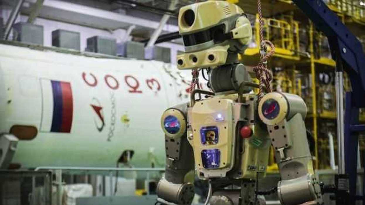 nave-rusa-con-humanoide-fedor-se-acopla-a-estacion-espacial