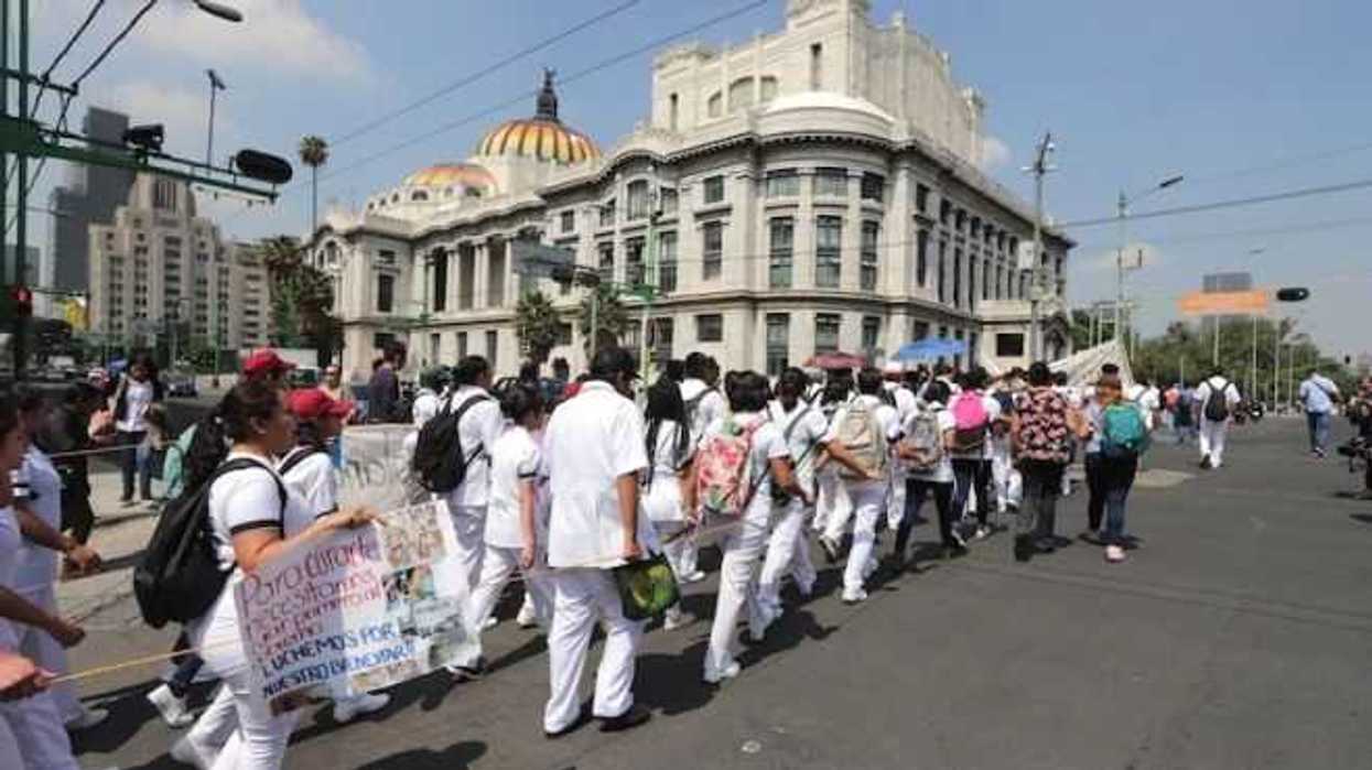 ninis-3-mil-de-ingreso-pasantes-sin-presupuesto-reclaman-enfermeros.jpg