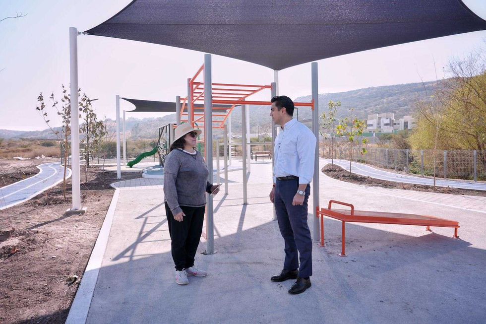 Nuevo parque p\u00fablico en colonia Palmares delegaci\u00f3n Epigmenio Gonz\u00e1lez Quer\u00e9taro con trotapista y \u00e1rea de calistenia
