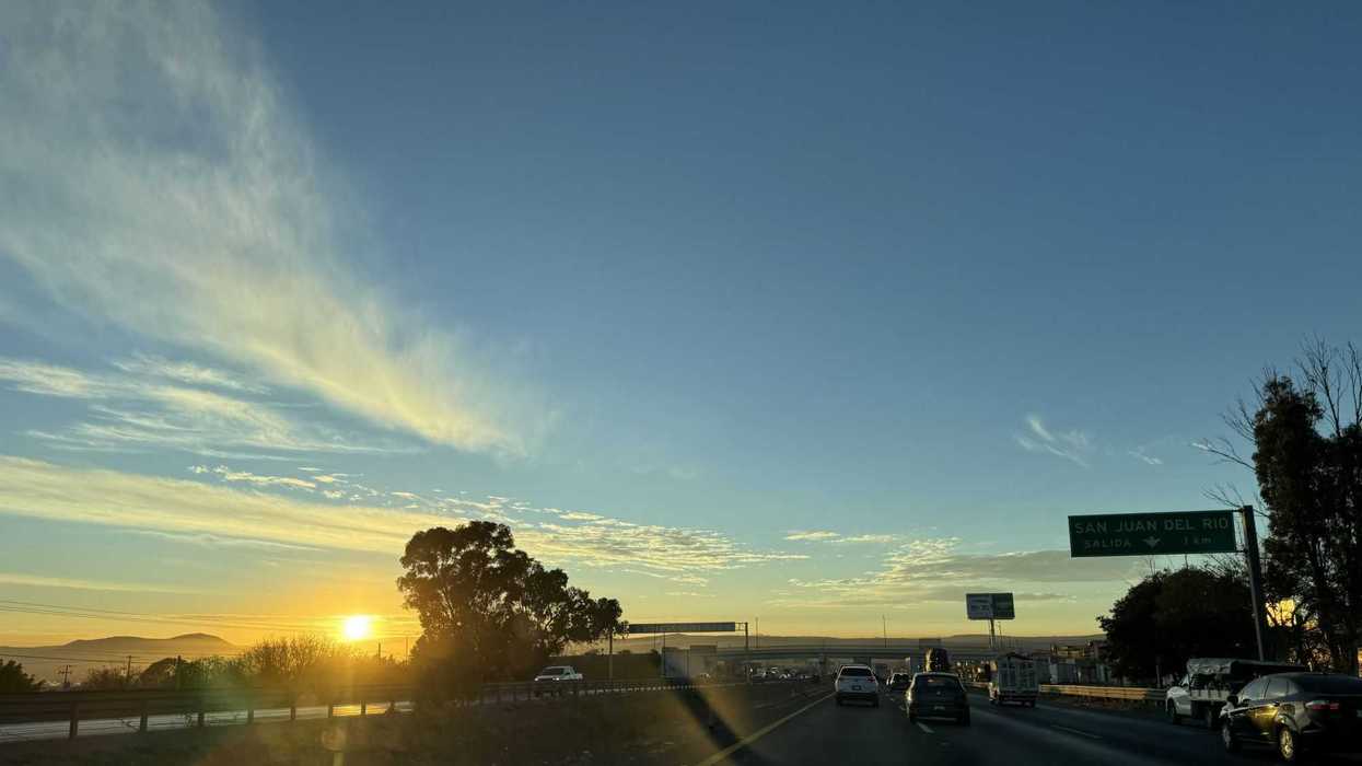Oleada de calor y vientos fuertes dominan el clima en México.