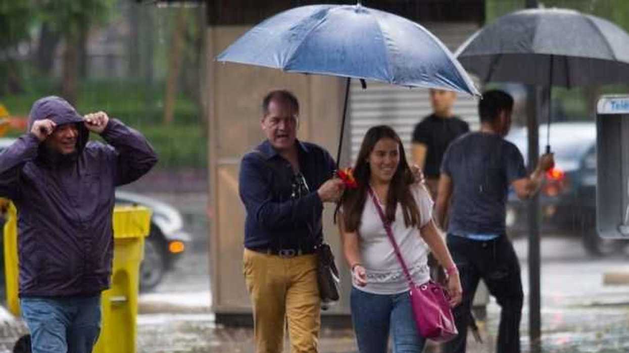 Onda tropical número 39 se extenderá sobre el sureste del territorio nacional, favoreciendo potencial de lluvias. FOTO/NOTIMEX