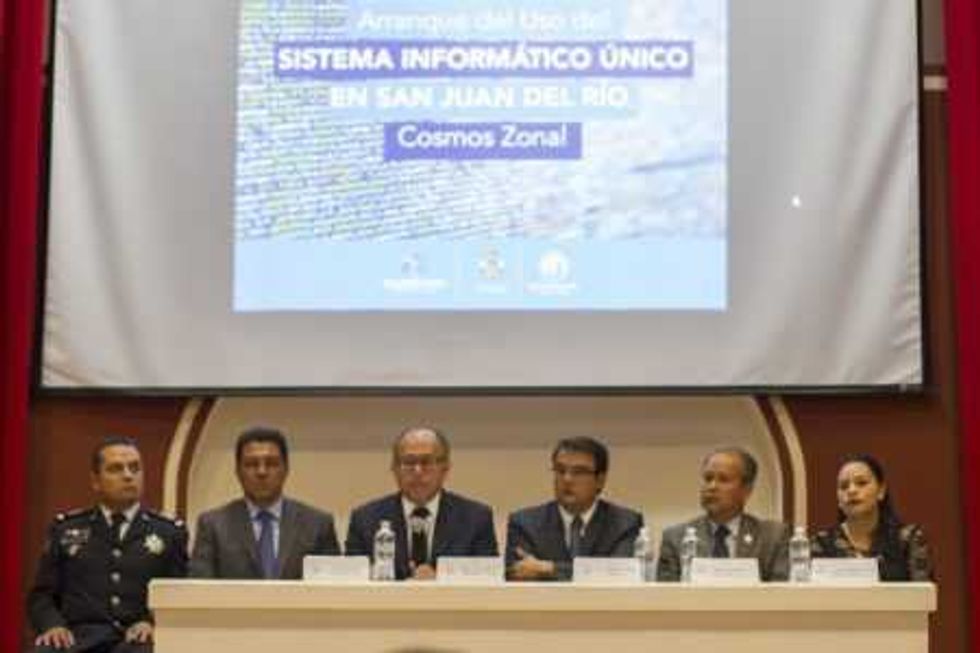 opera-cosmos-en-san-juan-del-rio-policias-levantaran-denuncias-3