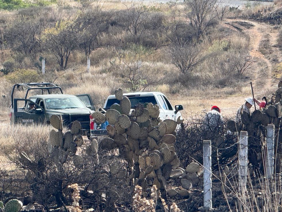 Operativo contra toma clandestina San Juan del R\u00edo en carretera federal