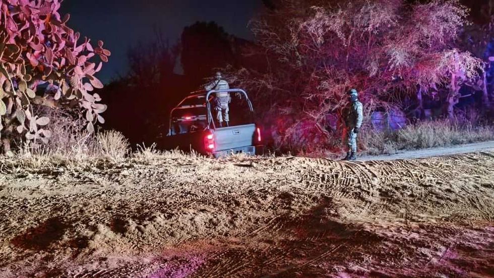 Operativo de seguridad en Pedro Escobedo por toma clandestina.