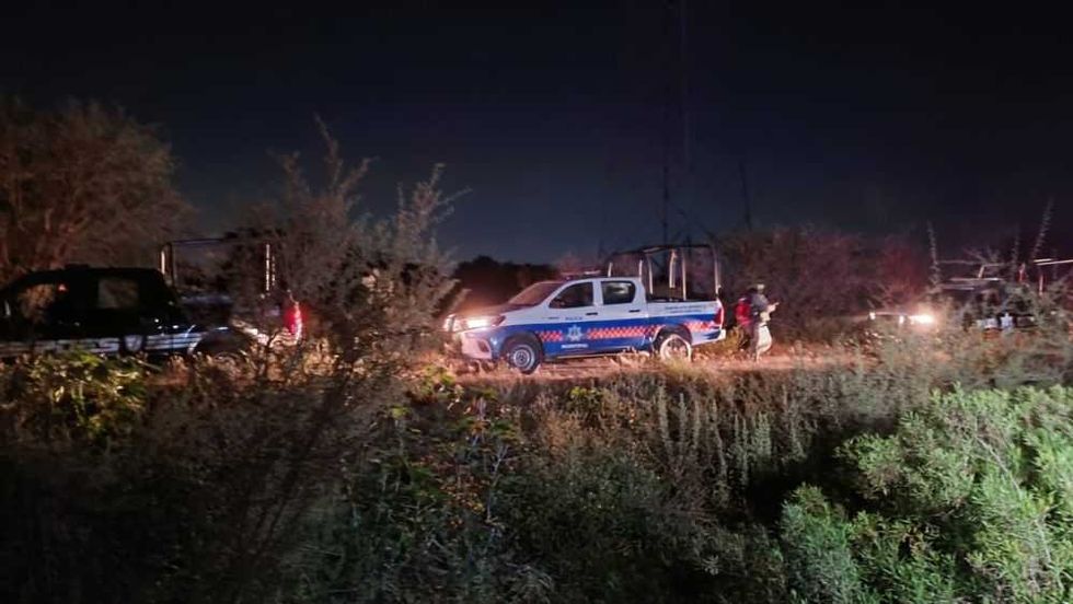 Operativo de seguridad en Pedro Escobedo por toma clandestina.