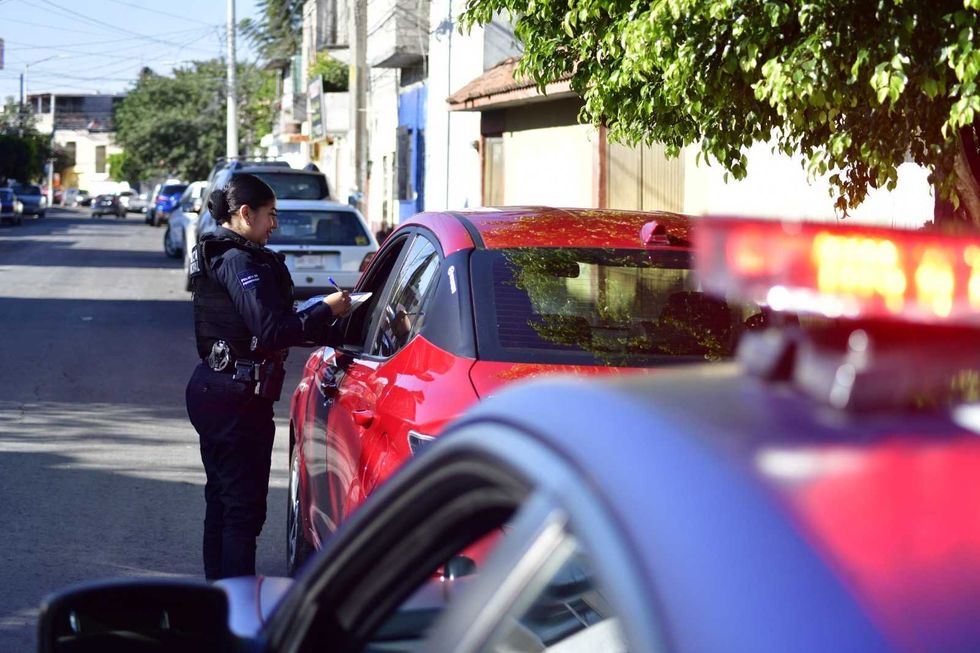 Operativo de tr\u00e1nsito en Corregidora. El municipio aplic\u00f3 13 mil infracciones durante 2025 con mayor incidencia en El Pueblito.