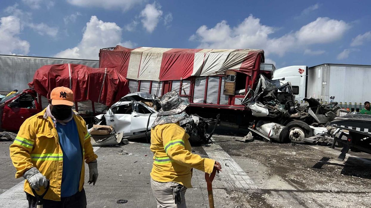Otra catastrófica colisión paraliza la autopista México-Querétaro.