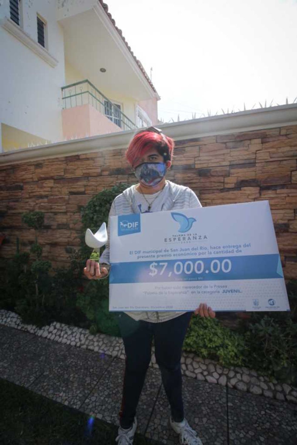 paloma esperanza 20204