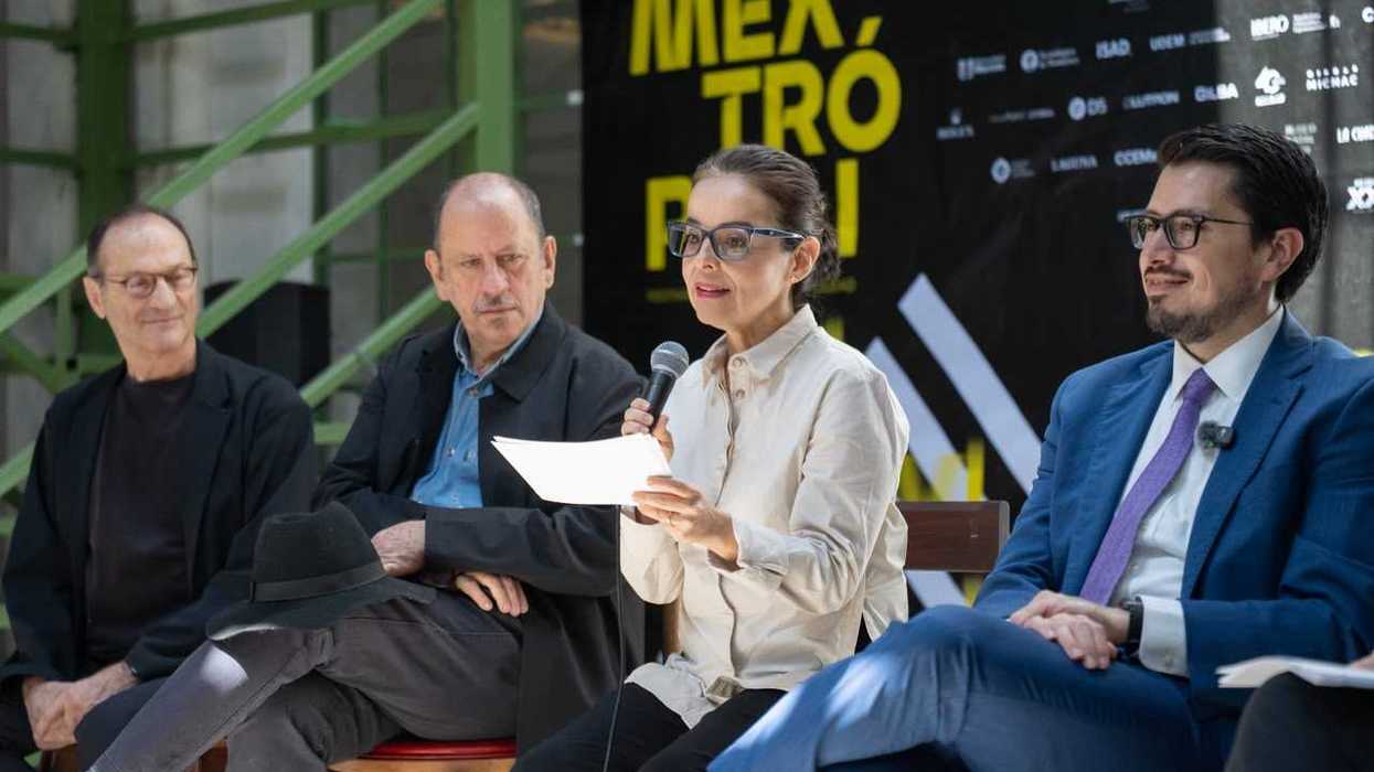 Panel de ponentes en conferencia de prensa de MEXTRÓPOLI 2026, festival de arquitectura y ciudad, Ciudad de México