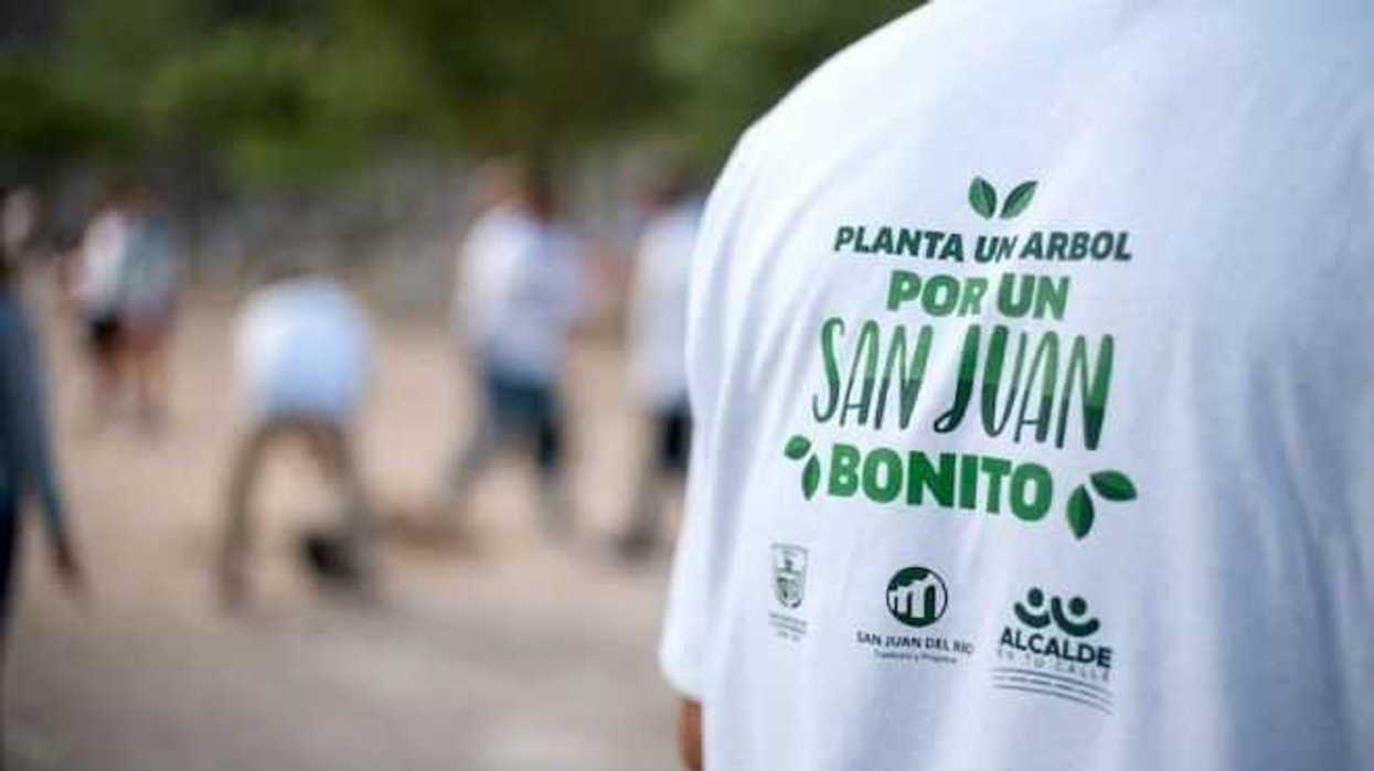 participa-ciudadania-en-plantacion-de-arboles-en-san-juan-del-rio