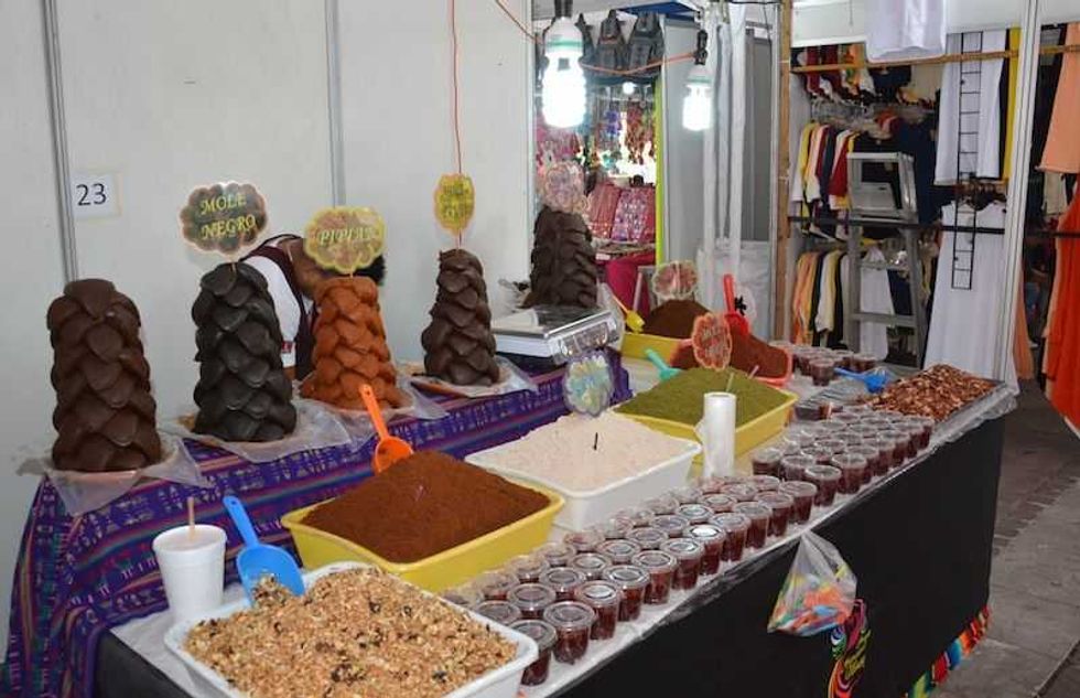 participan 50 artesanos en feria de verano zapopan 2018