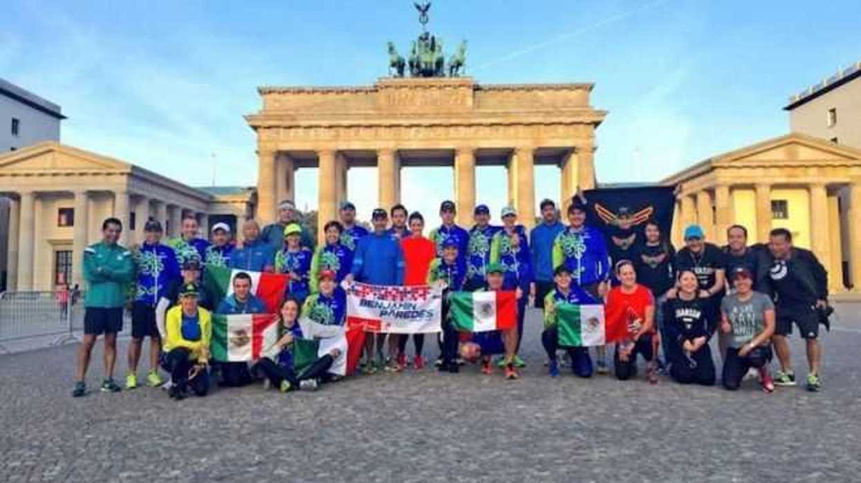 participan-500-mexicanos-en-emotivo-maraton-berlin-3
