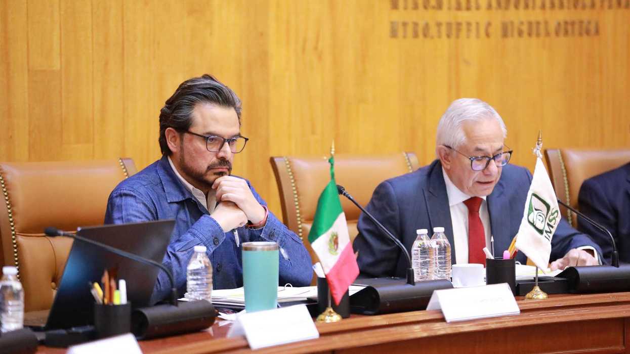 Participantes en la sesión ordinaria del Consejo Técnico del IMSS que autorizó la aceptación de dos predios para CECI