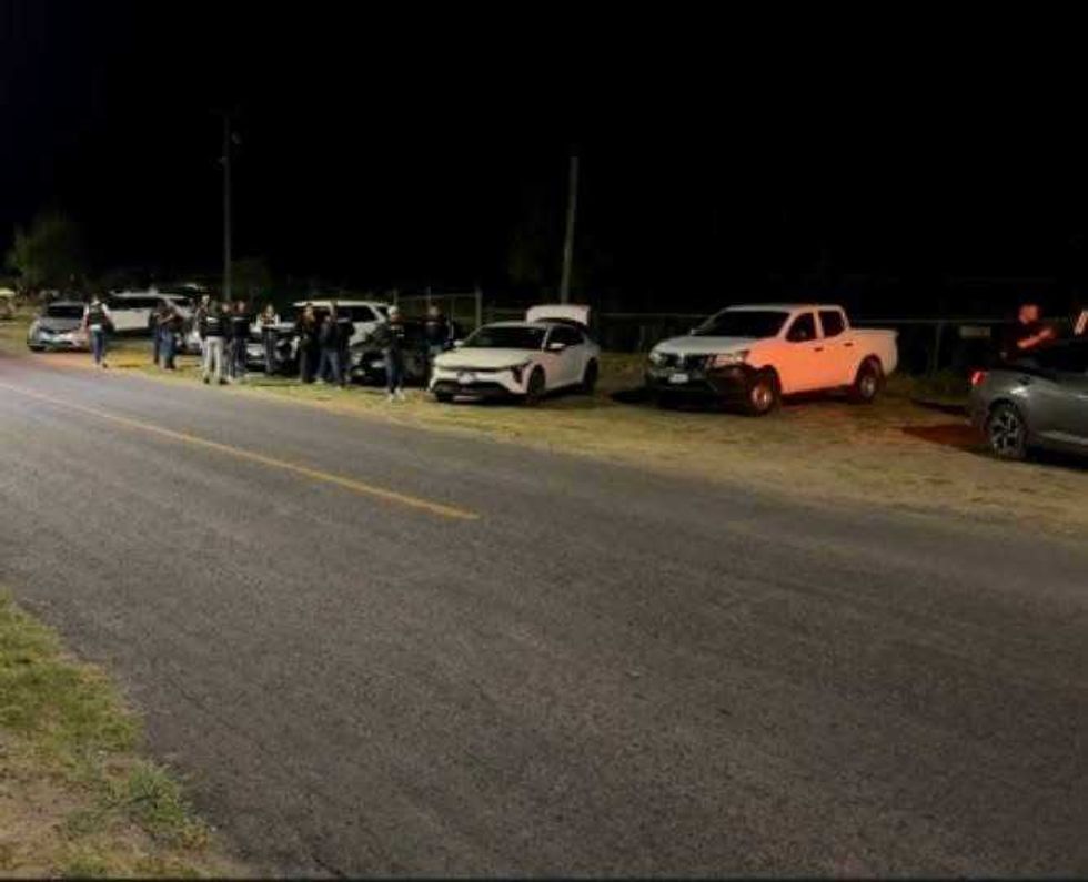 Patrulla de la Polic\u00eda Estatal de Quer\u00e9taro durante despliegue del operativo ARMA en Huimilpan