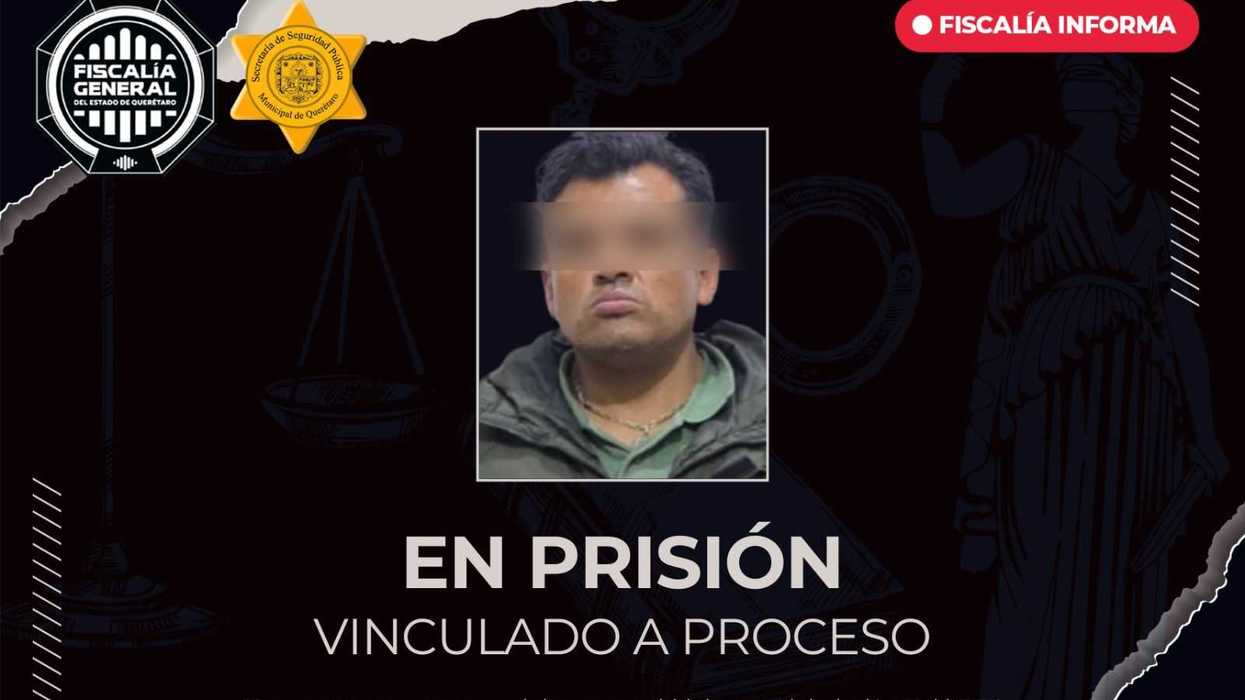 Patrulla de la Policía de Investigación del Delito en operativo por robo de camioneta en Querétaro, sobre Prolongación Corregidora Norte