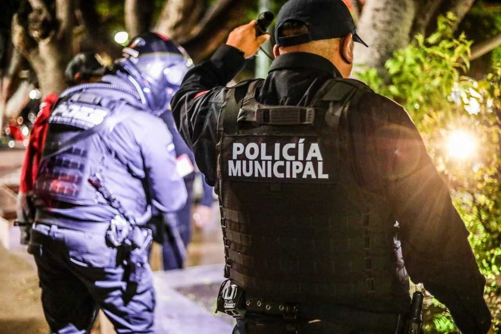 Patrulla de la SSPM de San Juan del R\u00edo durante operativos en colonias y comunidades del municipio queretano