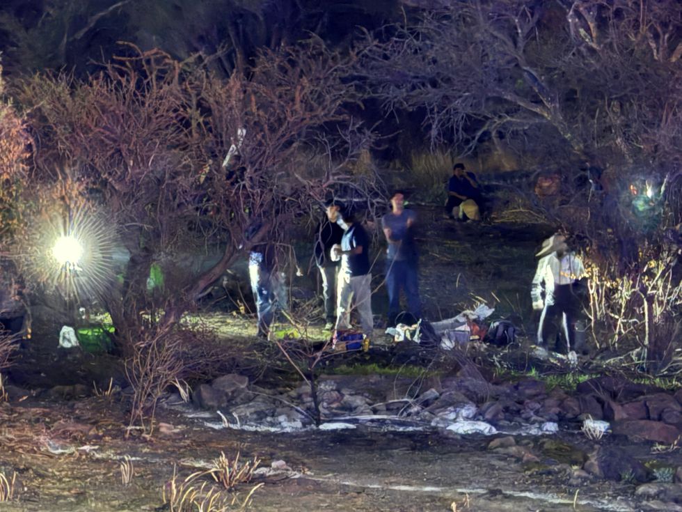 Patrullas de la Polic\u00eda Municipal de El Marqu\u00e9s rodean predio invadido en prolongaci\u00f3n Constituyentes Quer\u00e9taro