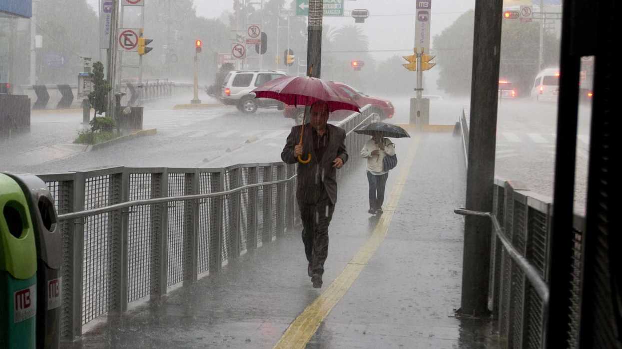 Persisten las lluvias.