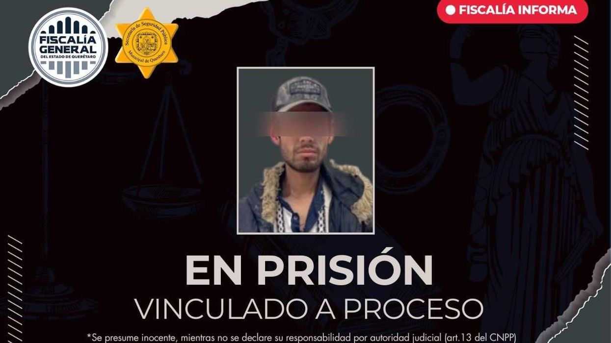 Personal de la Fiscalía General de Querétaro presentó al imputado vinculado a proceso por robo calificado en tres locales comerciales.