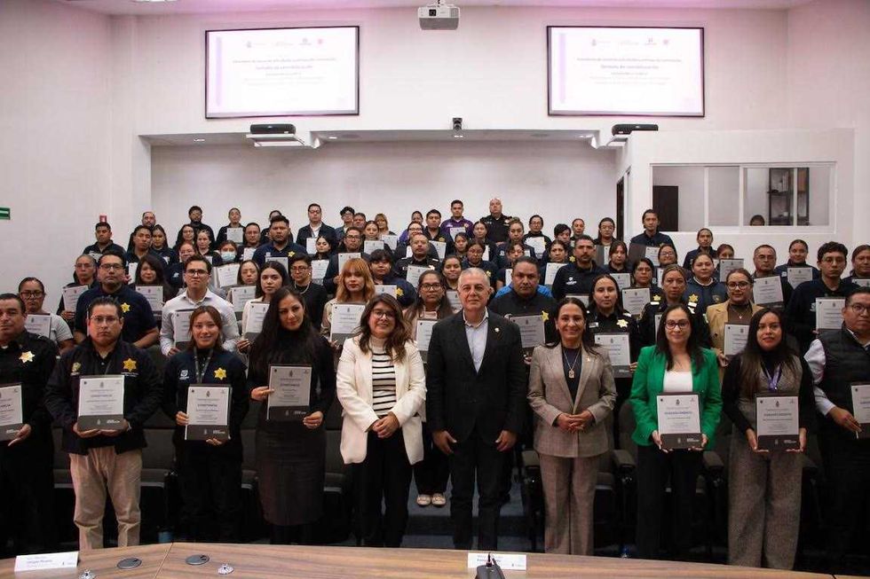Personal de la SSPMQ recibe constancias en Quer\u00e9taro tras capacitaci\u00f3n sobre MASC y atribuciones del Poder Judicial.
