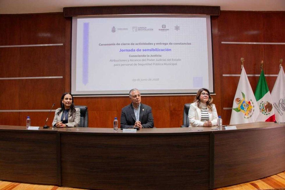 Personal de la SSPMQ recibe constancias en Quer\u00e9taro tras capacitaci\u00f3n sobre MASC y atribuciones del Poder Judicial.