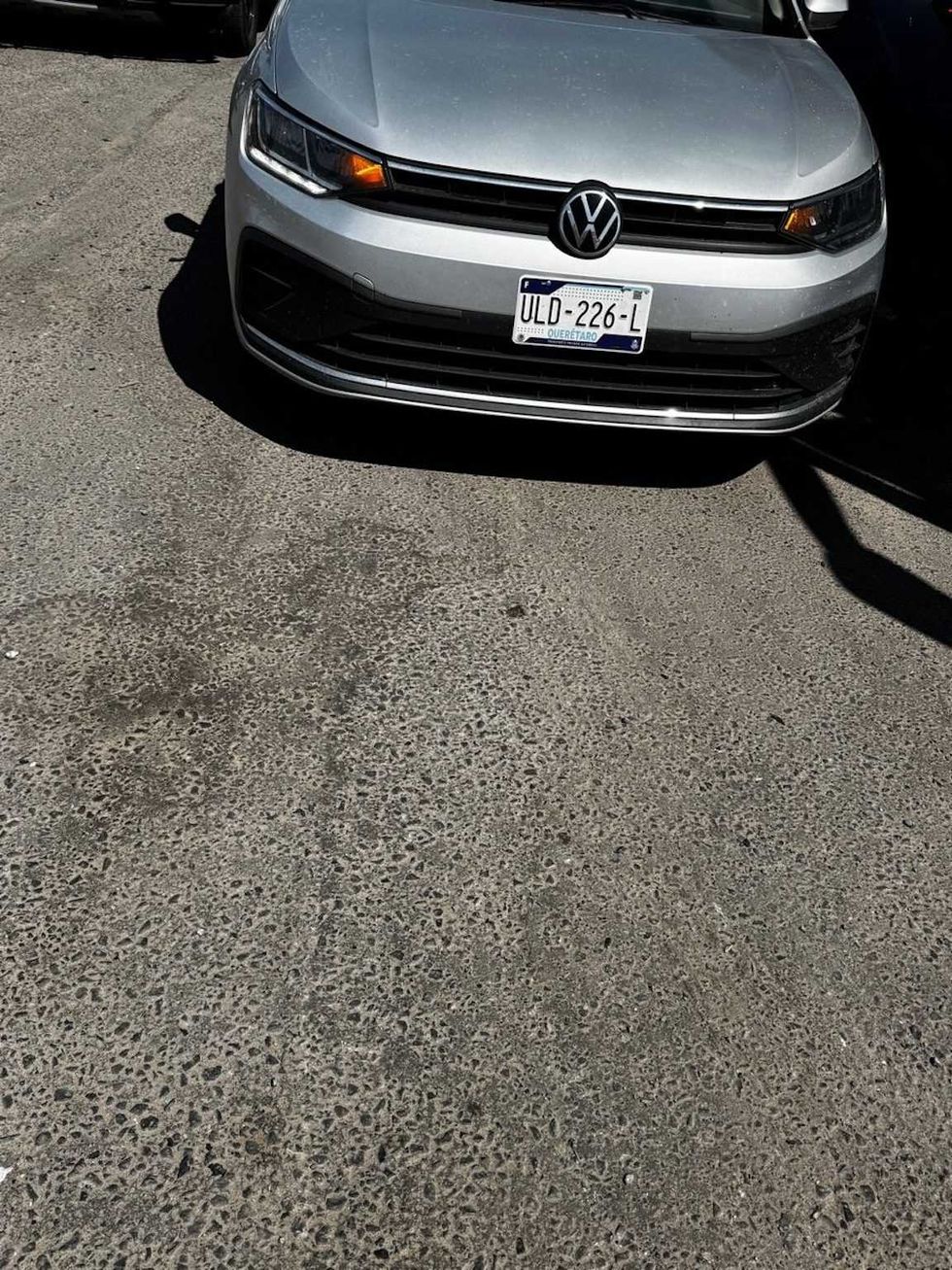 Placa ULD-226-L del Volkswagen involucrado en choque en autopista Quer\u00e9taro