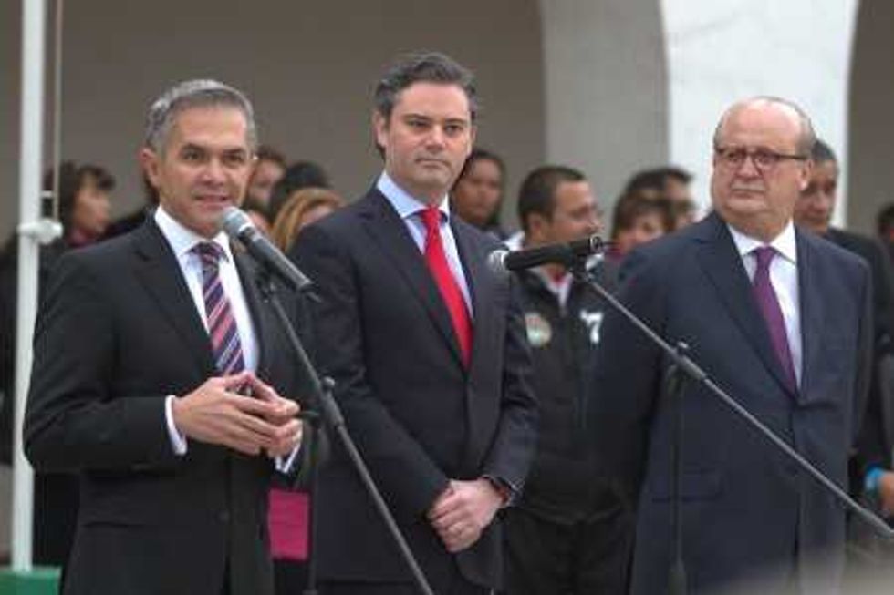 Plan La Escuela al Centro, primer paso para concretar reforma educativa: SEP.