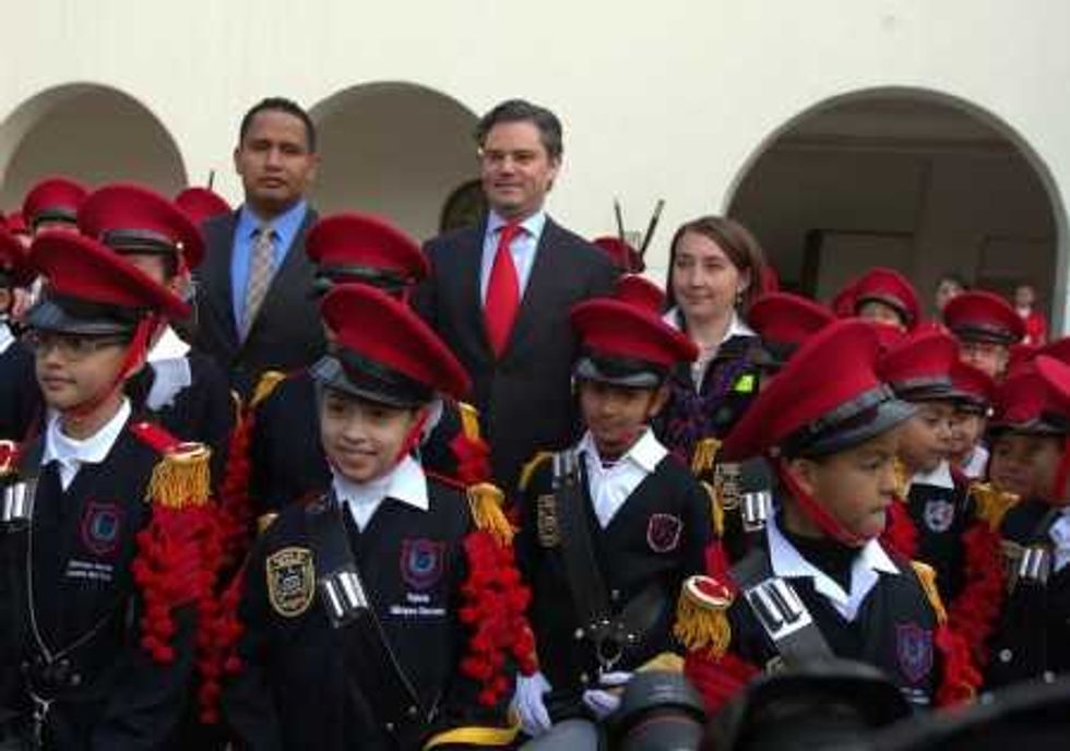 Plan La Escuela al Centro, primer paso para concretar reforma educativa: SEP.
